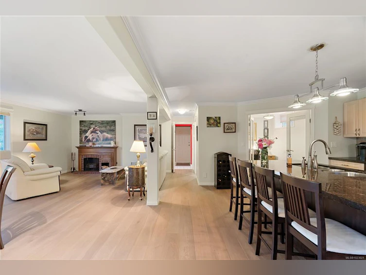 A-6599 Central Saanich Road, Central Saanich, BC, V8Z 5V1 - 14