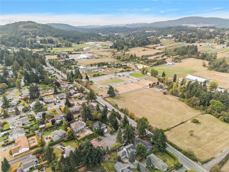 A-6599 Central Saanich Road, Central Saanich, BC, V8Z 5V1 - 20