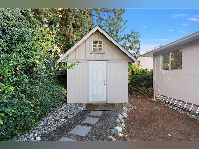A-6599 Central Saanich Road, Central Saanich, BC, V8Z 5V1 - 35