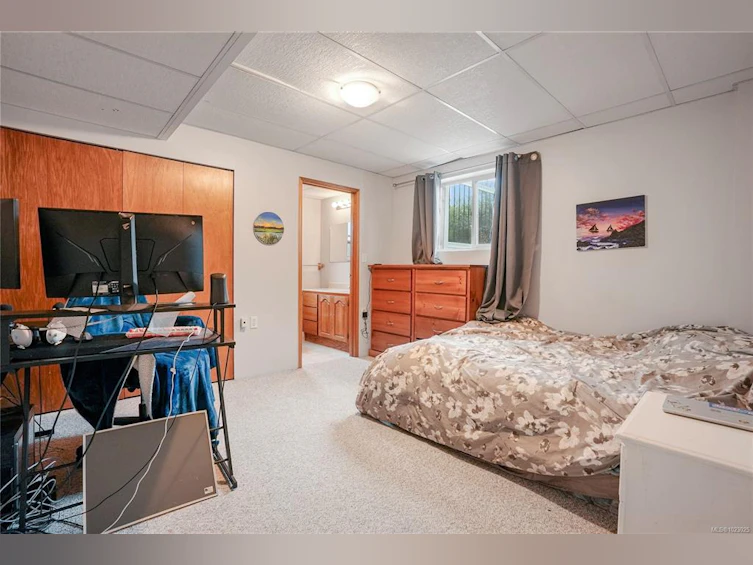 586 Stornoway Drive, Colwood, BC, V9C 3J8 - 15