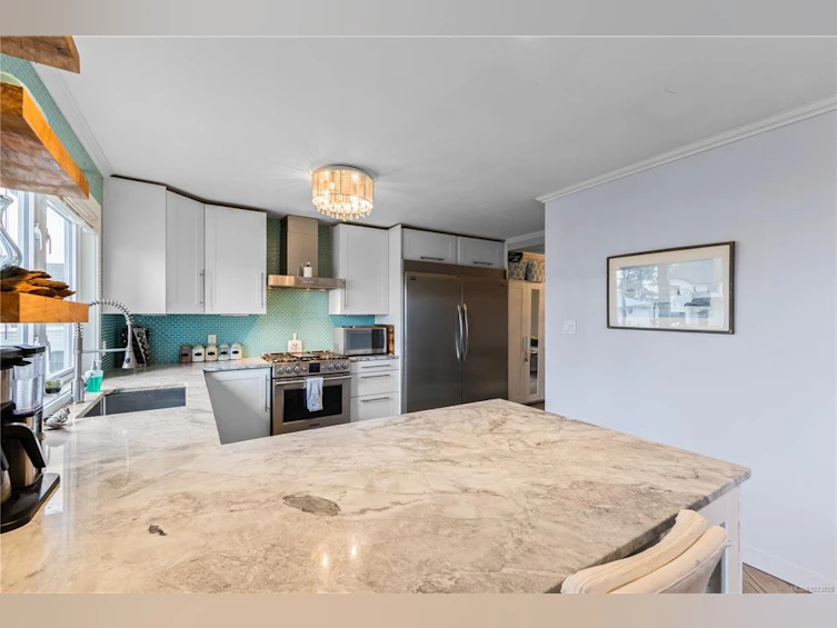 1368 Galerno Road, Campbell River, BC, V9W 1J9 - 6