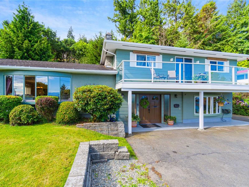 3817 Hammond Bay Road, Nanaimo BC V9T 1G4