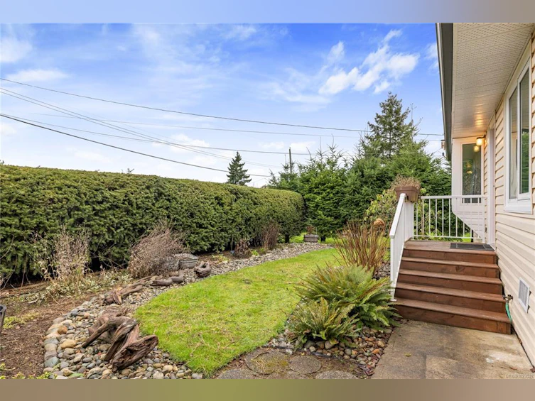 130 Marks Avenue, Parksville, BC, V9P 1L8 - 13