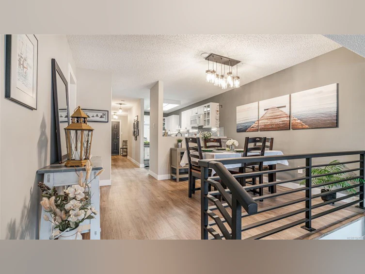 205-309 Morison Avenue, Parksville, BC, V9P 1M6 - 3