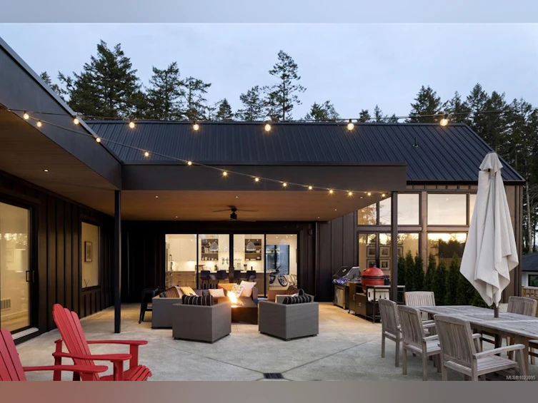 10630 Derrick Road, North Saanich, BC, V8L 5M8 - 45