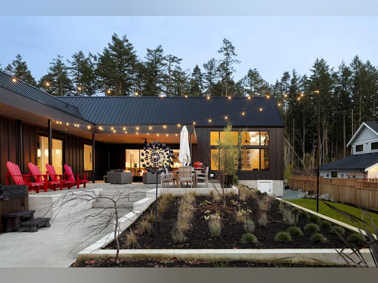 10630 Derrick Road, North Saanich, BC, V8L 5M8 - 46