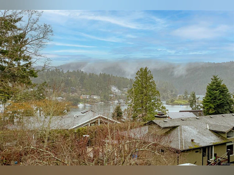 875 Clarke Road, Central Saanich, BC, V8M 2G1 - 41