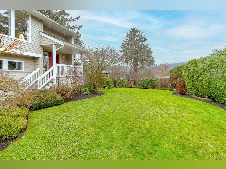 875 Clarke Road, Central Saanich, BC, V8M 2G1 - 2