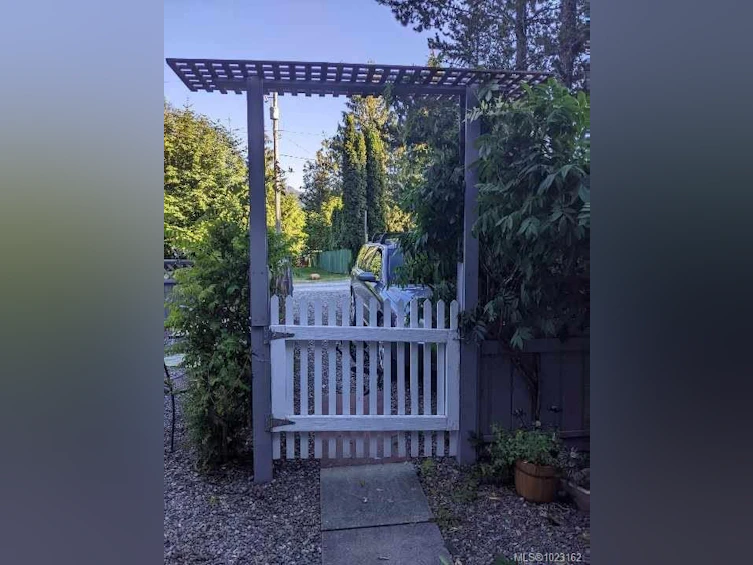 E5-2650 Turnbull Road, Qualicum Beach, BC, V9K 2R2 - 16