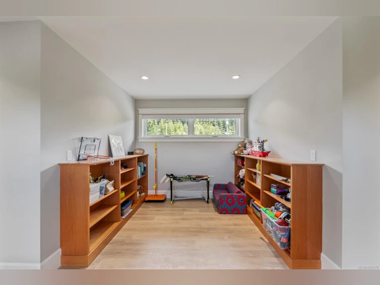 2833 Woodcroft Place, Shawnigan Lake, BC, V8H 2E4 - 47