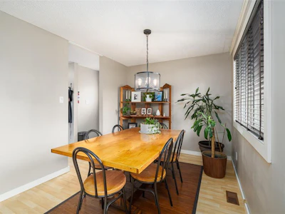 561 Macmillan Drive - 5