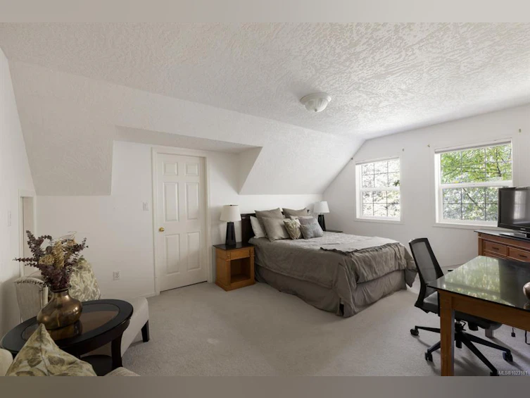 560 Salmon Road, North Saanich, BC, V8M 1S5 - 43