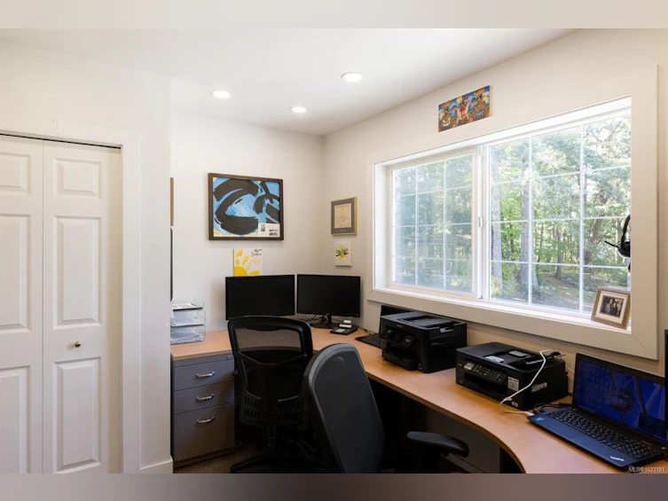 560 Salmon Road, North Saanich, BC, V8M 1S5 - 31
