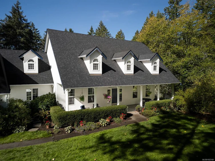 560 Salmon Road, North Saanich, BC, V8M 1S5 - 3