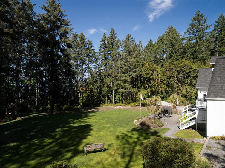 560 Salmon Road, North Saanich, BC, V8M 1S5 - 9