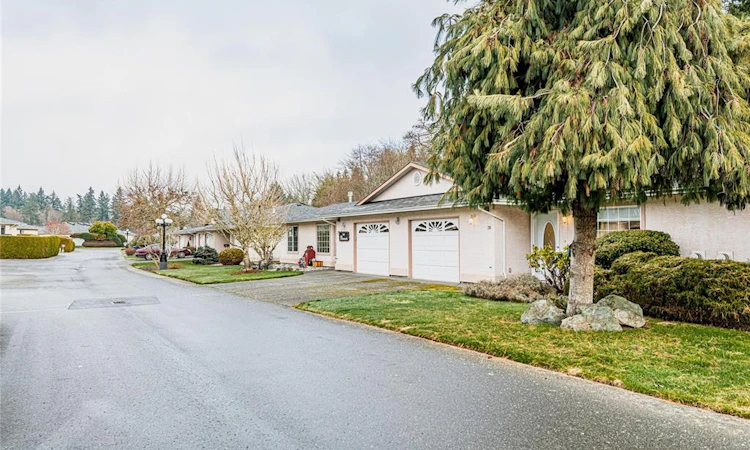 36-6111 Sayward Road