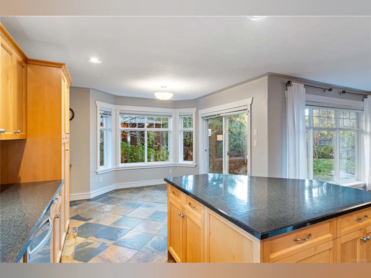610 Forsyth Avenue, Parksville, BC, V9P 1G9 - 23