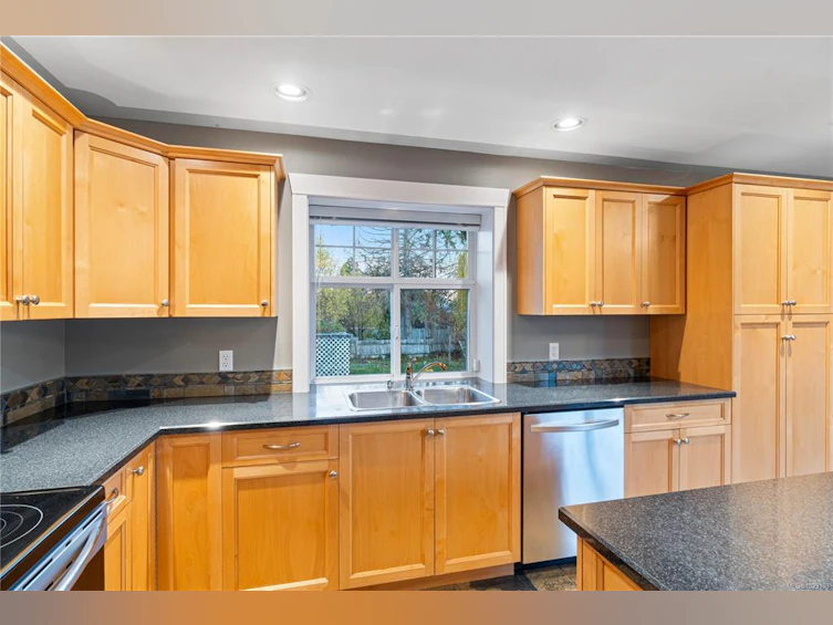 610 Forsyth Avenue, Parksville, BC, V9P 1G9 - 24