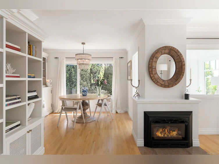 2944 Tudor Avenue, Saanich, BC, V8N 1M1 - 7