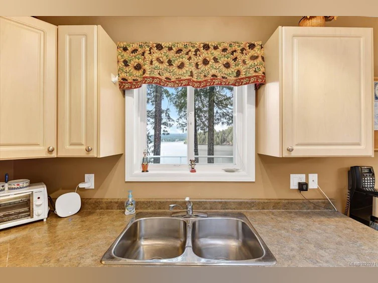 8253 Dickson Drive, Port Alberni, BC, V9Y 9B4 - 16