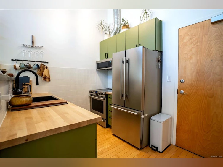 4-797 Tyee Road, Victoria, BC, V9A 7R4 - 7