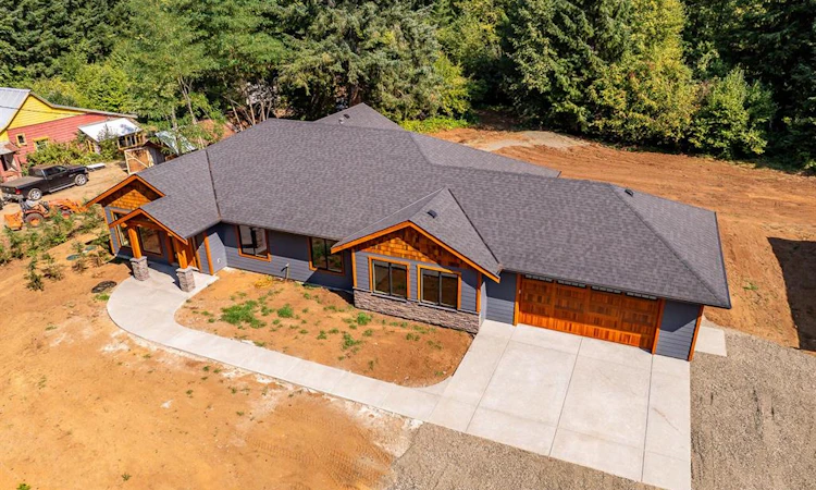 3368 Small Road