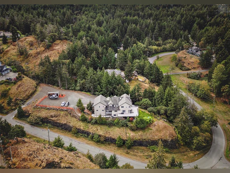 3965 Hi Mount Drive, Metchosin, BC, V9C 3V9 - 2