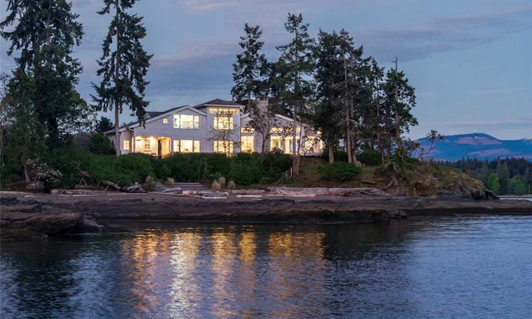 1341 Madrona Drive