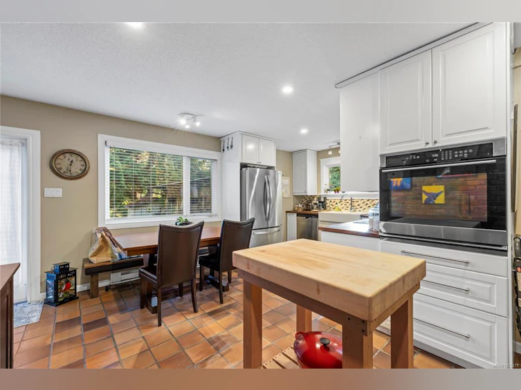 2763 Parker Road, Nanoose, BC, V9P 9K3 - 6