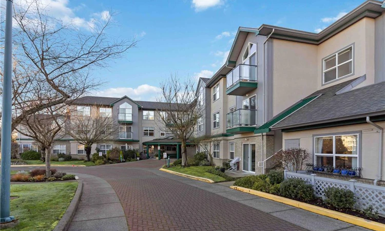 207-1485 Garnet Road