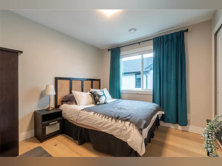4247 Pullet Place, Saanich, BC, V8X 5J2 - 18