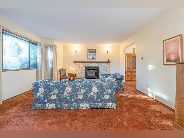 637 Tamarack Drive, Qualicum Beach, BC, V9K 1A8 - 4