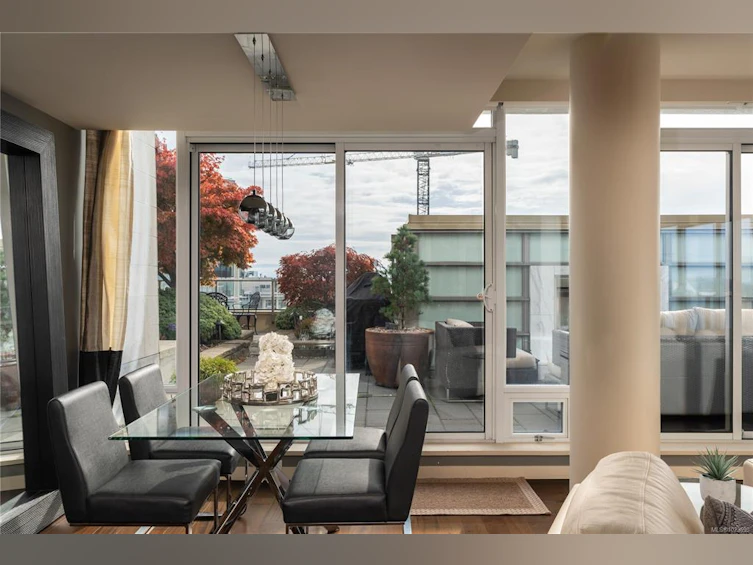 1406-707 Courtney Street, Victoria, BC, V8W 0A9 - 14