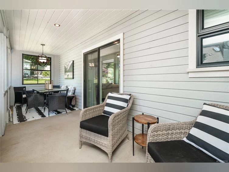 2780 Arbutus Road, Saanich, BC, V8N 5X4 - 28
