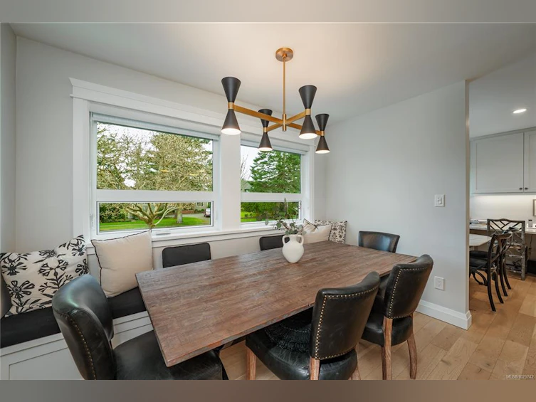 2780 Arbutus Road, Saanich, BC, V8N 5X4 - 20