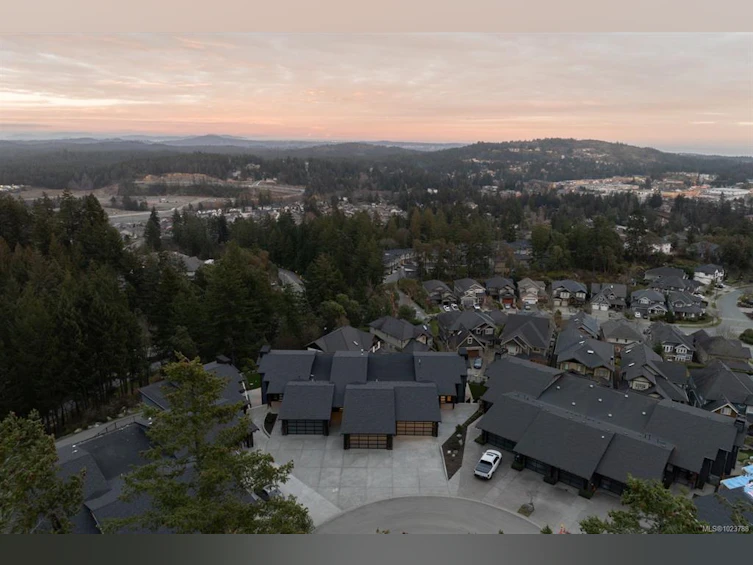 109-2332 Copper Rock Court, Langford, BC, V9B 0G4 - 36
