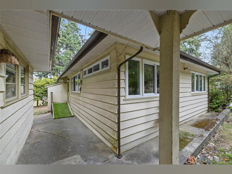5171 W Island Highway, Qualicum Beach, BC, V9K 1Z1 - 18