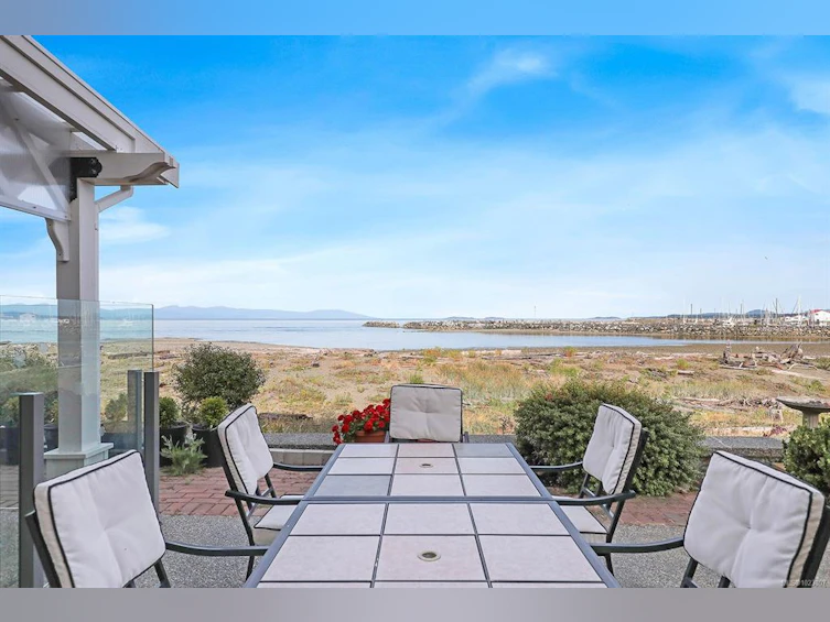 1755 Admiral Tryon Boulevard, French Creek, BC, V9P 2V2 - 31