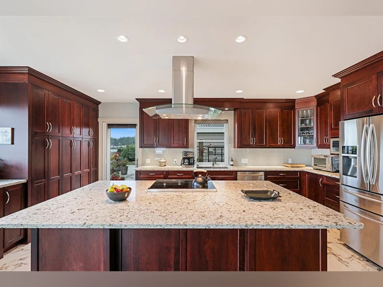 1755 Admiral Tryon Boulevard, French Creek, BC, V9P 2V2 - 4