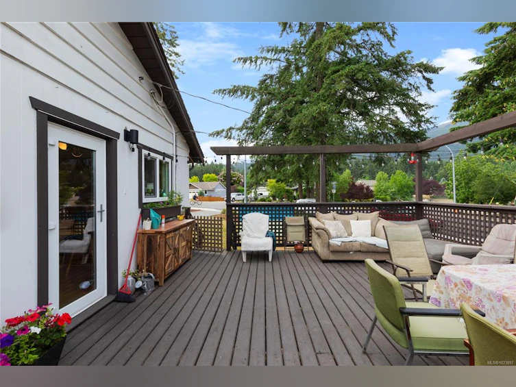 2388 Mill Road, Nanaimo, BC, V9R 6M9 - 19