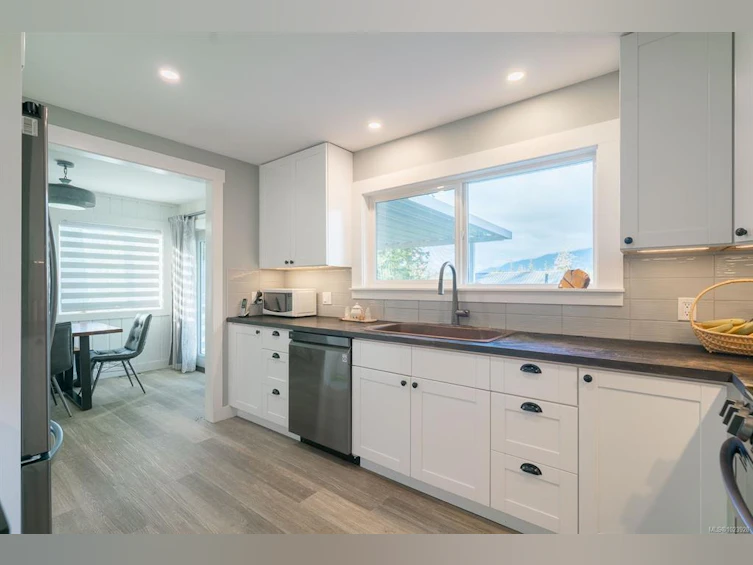 7801-7807 Beaver Creek Road, Port Alberni, BC, V9Y 8N3 - 11