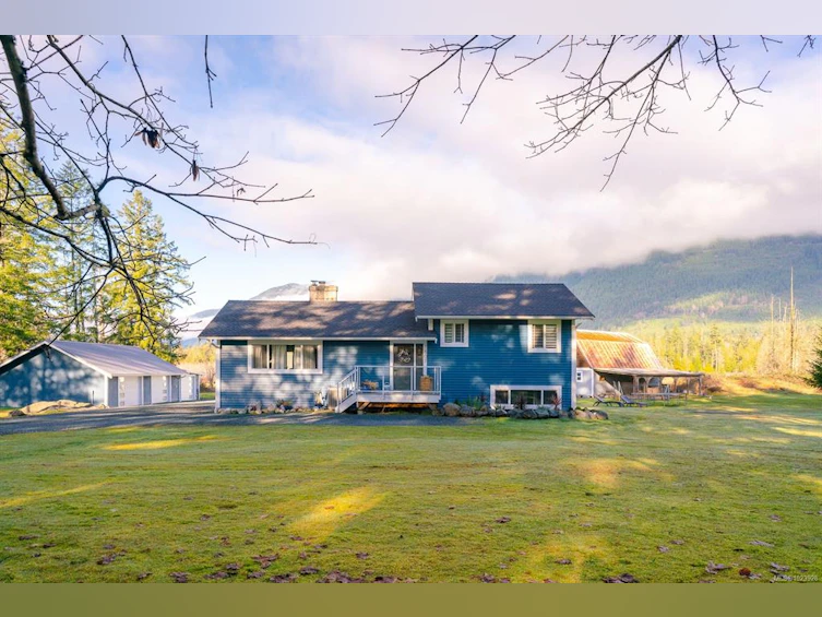 7801-7807 Beaver Creek Road, Port Alberni, BC, V9Y 8N3