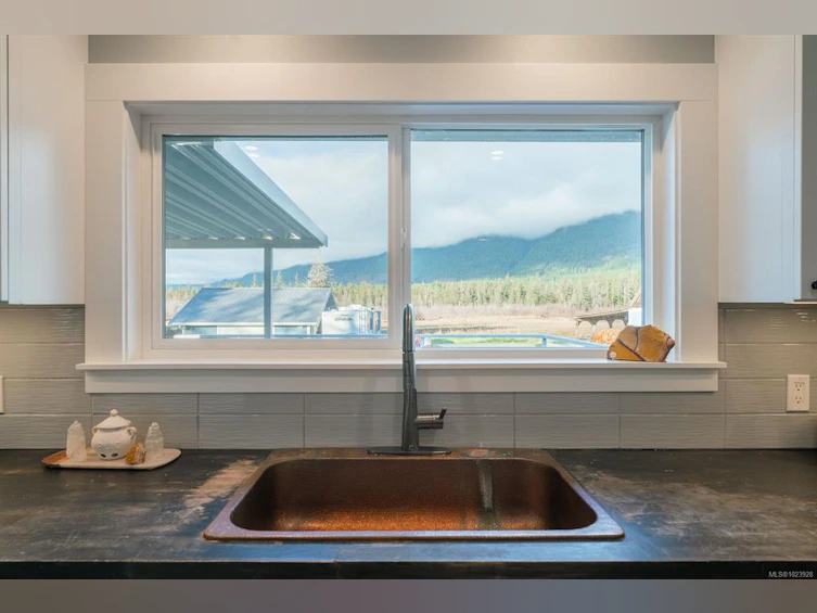 7801-7807 Beaver Creek Road, Port Alberni, BC, V9Y 8N3 - 9