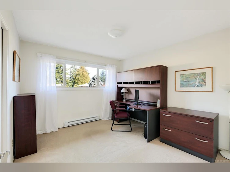 2241 Lifton Place, Saanich, BC, V8N 6B2 - 34