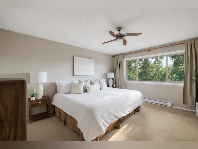 2241 Lifton Place, Saanich, BC, V8N 6B2 - 29