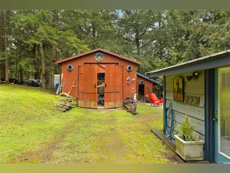 493 Abbott Road, Mayne Island, BC, V0N 2J1 - 49