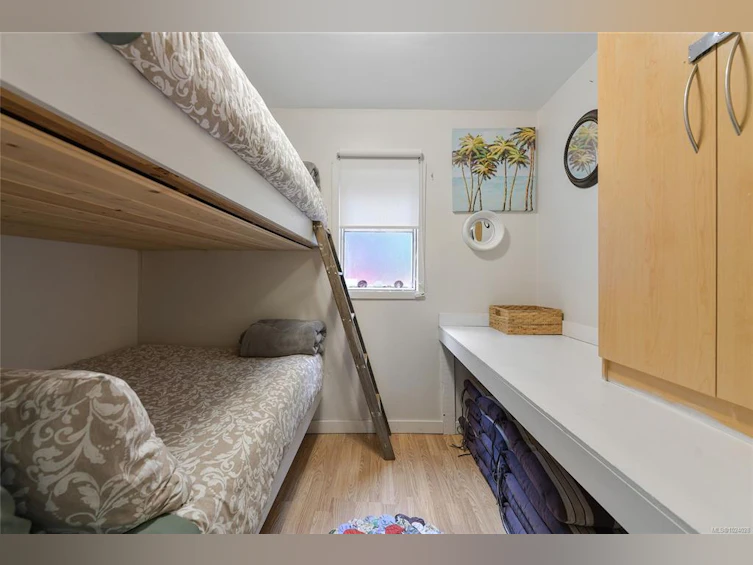 493 Abbott Road, Mayne Island, BC, V0N 2J1 - 15