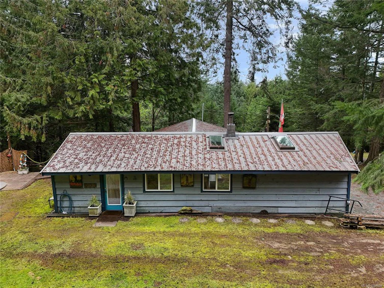 493 Abbott Road, Mayne Island, BC, V0N 2J1 - 35