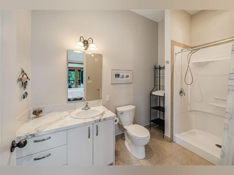 1875 Ashling Road, Qualicum Beach, BC, V9K 2V1 - 32