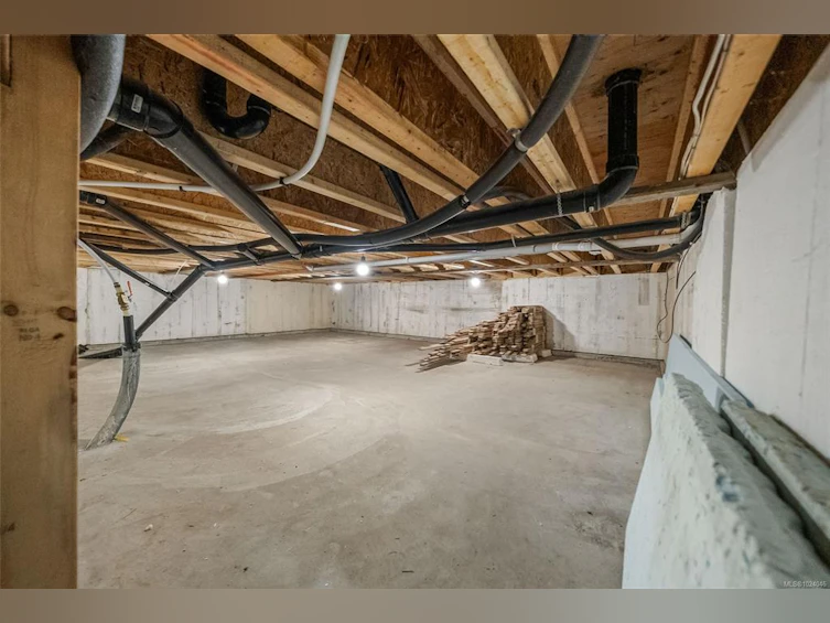1875 Ashling Road, Qualicum Beach, BC, V9K 2V1 - 47